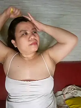 hotlyn45 online show from 04-09-26, 07:20