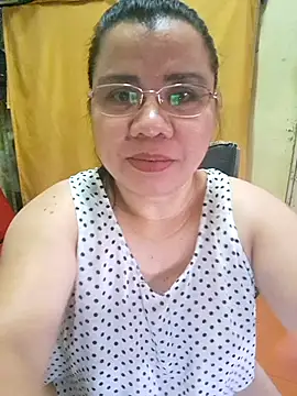 hotlyn45 online show from 10-31-25, 01:35