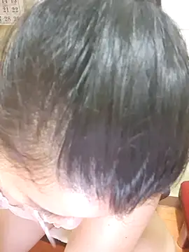 hotlyn45 online show from 11-28-25, 02:12