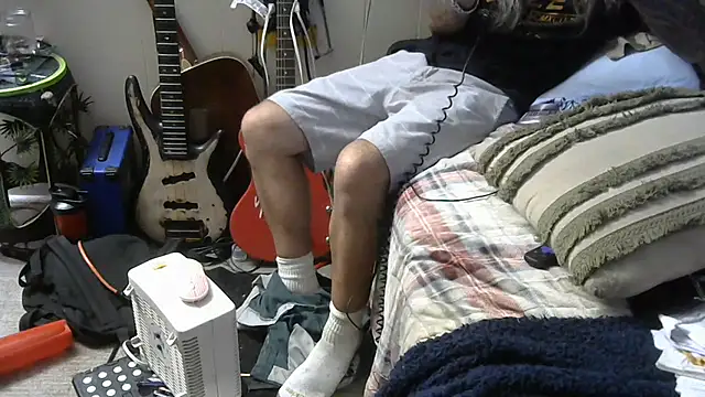Snapshot of crassanova chatting on 07-28-26, 03:32 crassanova online show from 07-28-26, 03:32