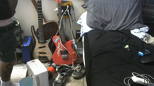 Snapshot of crassanova chatting on 07-30-26, 01:32 crassanova online show from 07-30-26, 01:32