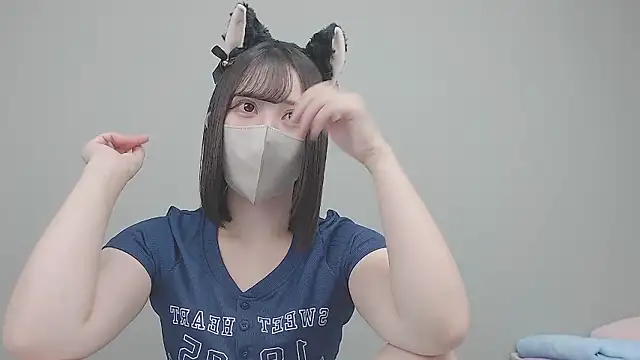 Snapshot of Sakura_sweety chatting on 10-23-25, 07:40 Sakura sweety online show from 10-23-25, 07:40
