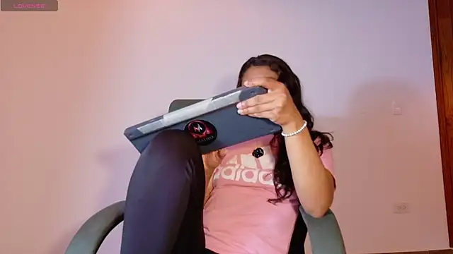 Kristall 06 online show from 11-27-25, 02:23