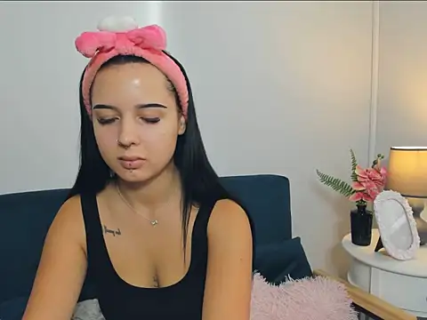 TaliaAdorable online show from 10-16-25, 07:05