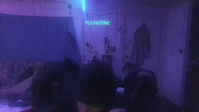 Poundtown1226 online show from 01-12-26, 03:02