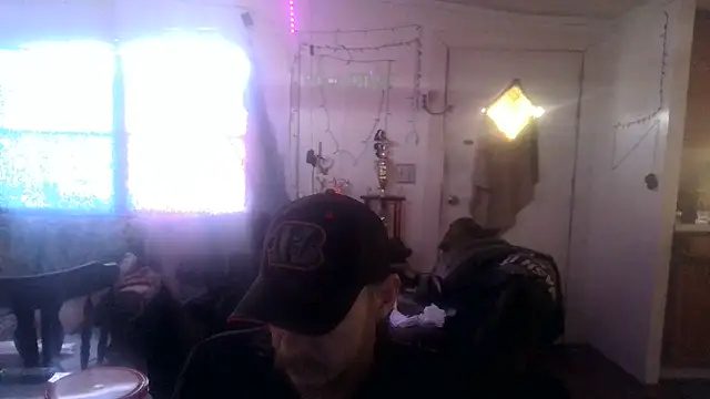 Poundtown1226 online show from 01-05-26, 09:07