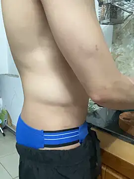 Snapshot of anhkiet_huang chatting on 04-19-26, 01:01 anhkiet huang online show from 04-19-26, 01:01