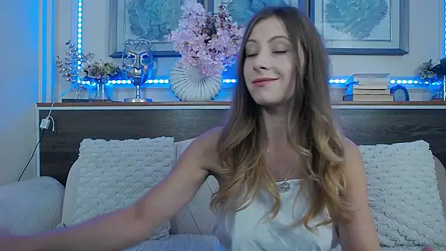 MuseDollX online show from 09-28-25, 05:31