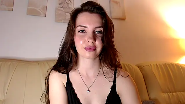  raspberry paradise online show from 09-18-25, 02:47