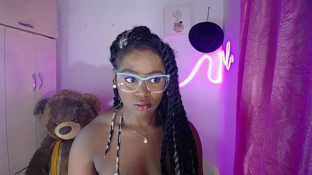 Snapshot of Cynthia_s chatting on 10-06-25, 08:48 Cynthia s online show from 10-06-25, 08:48