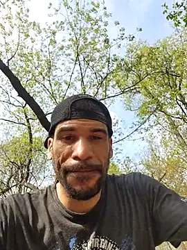 GuyInNY online show from 04-15-26, 07:40