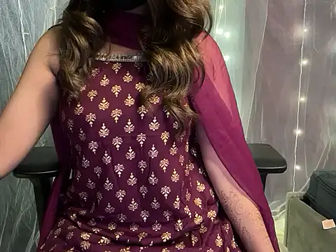 YoursSuku online show from 10-26-25, 06:52