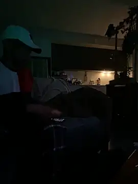 Stelan690 online show from 10-17-25, 07:48