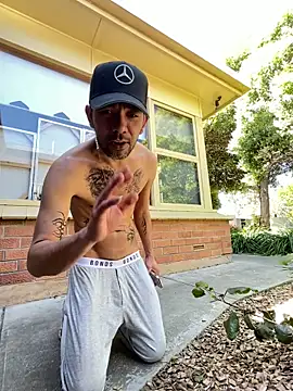 Stelan690 online show from 11-21-25, 04:44