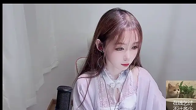 Xiao-runbao online show from 09-12-25, 02:06