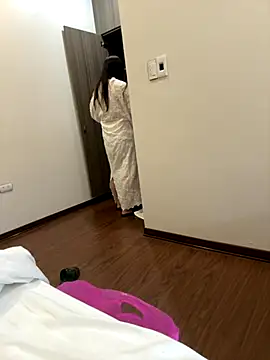 susu baby online show from 11-25-25, 01:50