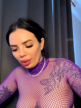 Snapshot of -RAHELA- chatting on 10-21-25, 06:35 -RAHELA- online show from 10-21-25, 06:35