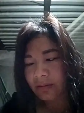 Snapshot of kute-00 chatting on 02-15-26, 12:44 kute-00 online show from 02-15-26, 12:44