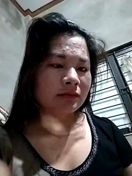 kute-00 online show from 04-26-26, 01:41