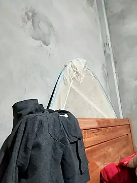 Snapshot of kute-00 chatting on 01-16-26, 01:31 kute-00 online show from 01-16-26, 01:31