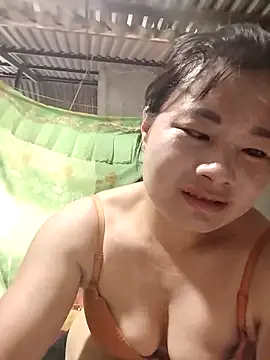 kute-00 online show from 10-30-25, 04:55