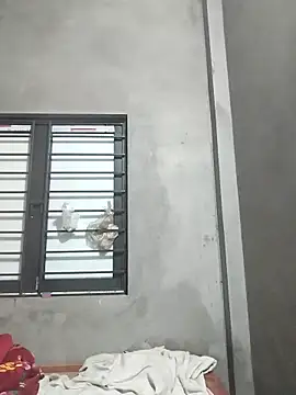 kute-00 online show from 12-02-25, 01:57