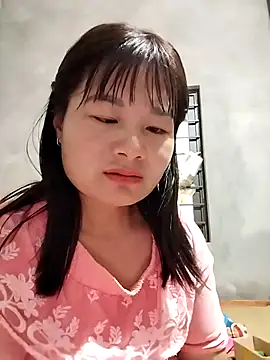 kute-00 online show from 12-14-25, 08:09