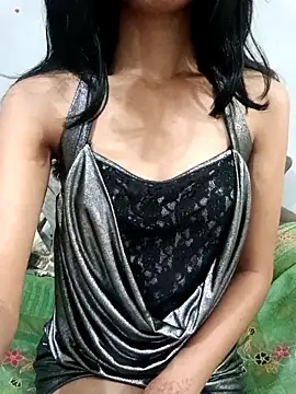 Daizy Shah online show from 03-08-26, 05:38