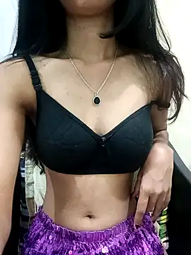 Daizy Shah online show from 11-23-25, 12:15