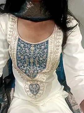 Daizy Shah online show from 05-08-26, 11:30