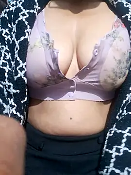 Your-sweety online show from 12-23-25, 04:34