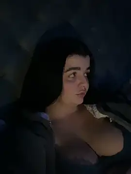 PrettyPaigeBabe online show from 11-18-25, 07:00