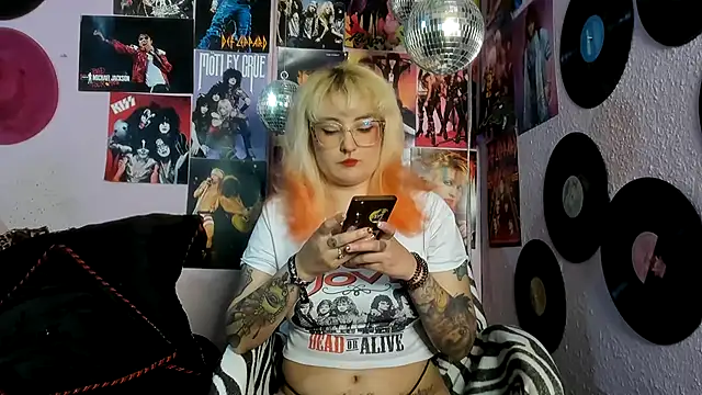 Avril Maria online show from 03-18-26, 06:31