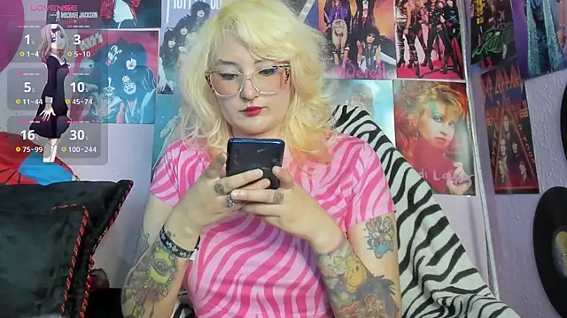 Avril Maria online show from 09-22-25, 06:03