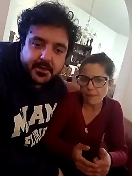 Snapshot of CasalTopaTudo chatting on 09-10-25, 04:06 CasalTopaTudo online show from 09-10-25, 04:06