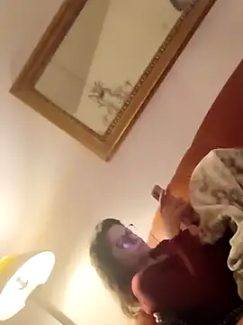 Snapshot of CasalTopaTudo chatting on 09-11-25, 04:12 CasalTopaTudo online show from 09-11-25, 04:12