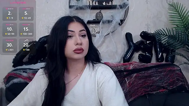Snapshot of AnaysDivine chatting on 10-19-25, 03:20 AnaysDivine online show from 10-19-25, 03:20