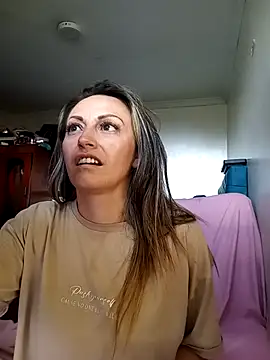 Snapshot of -AngelNova- chatting on 02-21-26, 04:31 -AngelNova- online show from 02-21-26, 04:31