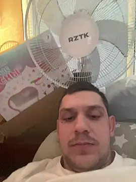 Snapshot of BogdanNegoda chatting on 02-08-26, 12:47 BogdanNegoda online show from 02-08-26, 12:47