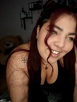 Snapshot of kendra_lil_evill chatting on 10-15-25, 09:56 kendra lil evill online show from 10-15-25, 09:56