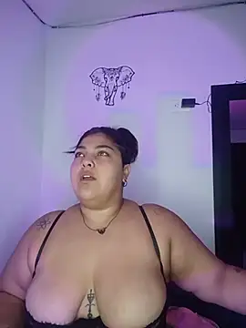 kendra lil evill online show from 05-17-26, 10:37