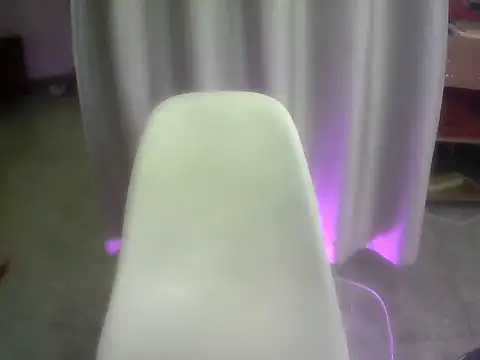 Linngao online show from 10-15-25, 04:44