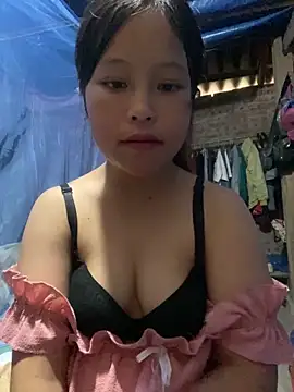 O o UwU o O online show from 10-29-25, 07:40