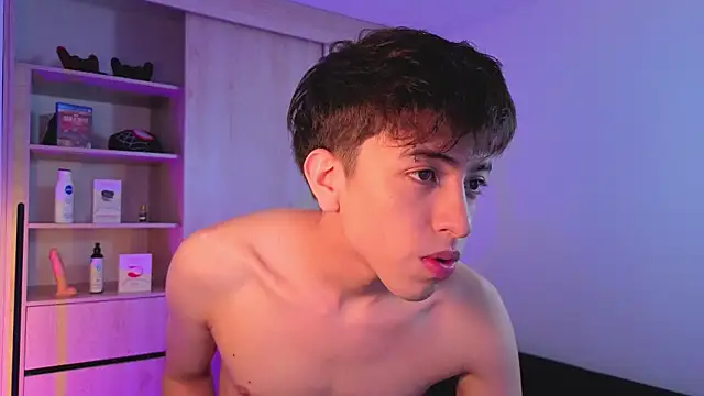 onlinenico online show from 09-18-25, 09:07