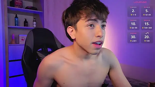 onlinenico online show from 11-20-25, 08:09