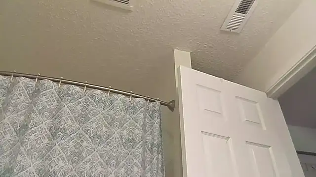 Snapshot of sexybigdick04 chatting on 03-27-26, 09:27 sexybigdick04 online show from 03-27-26, 09:27