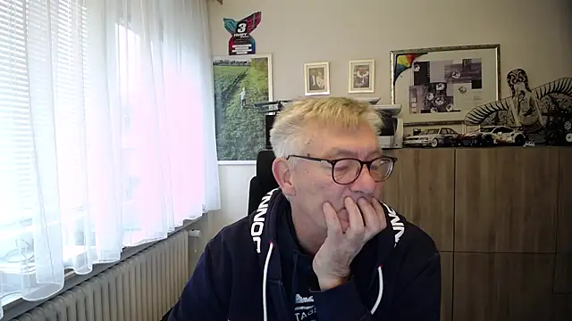 Snapshot of randyandy67 chatting on 10-21-25, 07:30 randyandy67 online show from 10-21-25, 07:30
