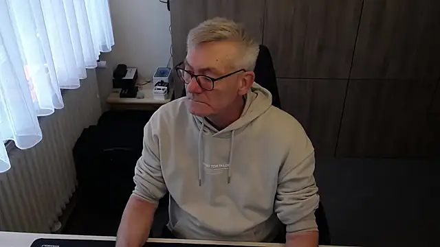 randyandy67 online show from 11-18-25, 08:17