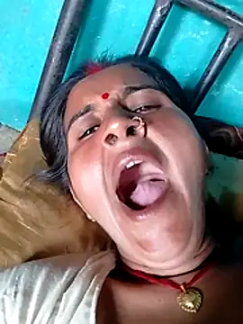 Snapshot of Sexi_pushpa chatting on 07-08-26, 05:52 Sexi pushpa online show from 07-08-26, 05:52