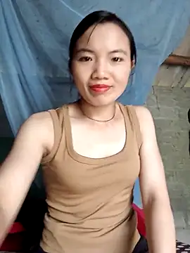 Snapshot of ngan-cute chatting on 10-13-25, 01:07 ngan-cute online show from 10-13-25, 01:07